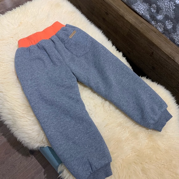 ⭐️3 for $30⭐️ Cozy winter pants - Picture 3 of 3